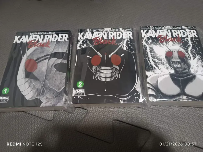 Kamen Rider Black Completo - 03 volumes do mangá original de Shotaro Ishinomori