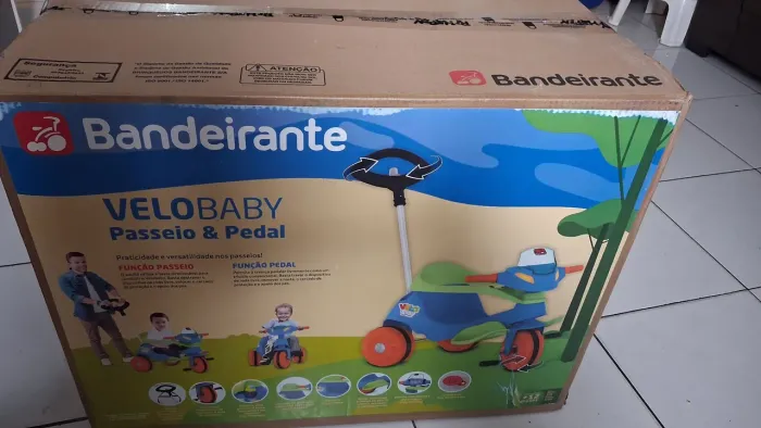 Vendo triciclo bandeirante 