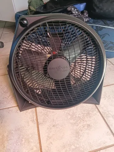 Ventilador funcionando perfeito ! 50 $ ! RETIRADA NOVO CAMPECHE ! 