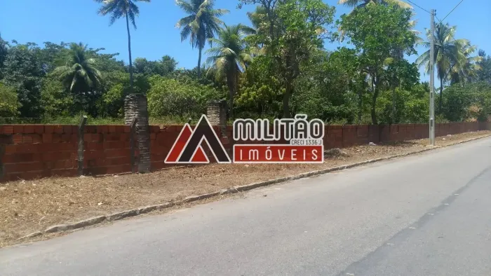 Terreno na Estrada do Fio medindo 4.950m2