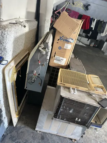 Vende-se peças de ar condicionado para reparo 