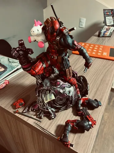 DEADPOOL super herói da MARVEL