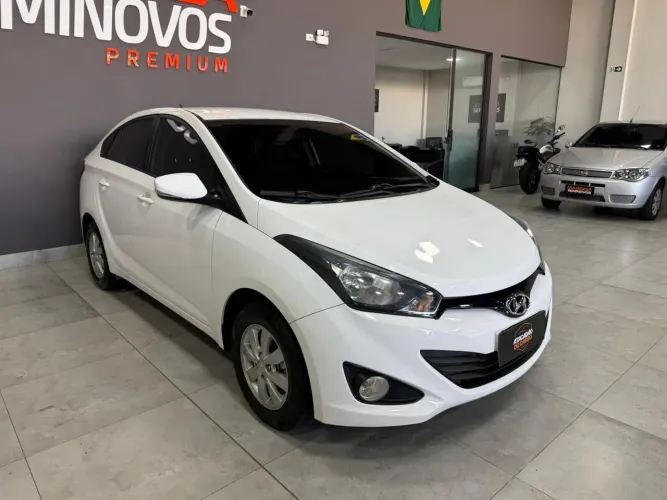 Hyundai HB20S C.style/c.plus1.6 Flex 16V Aut. 4P 2015