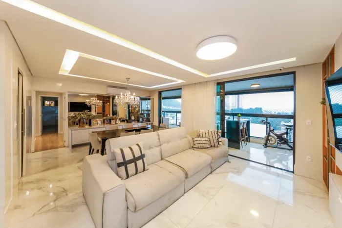 Apartamento com 4 quartos e vista livre para o Cascatinha para venda