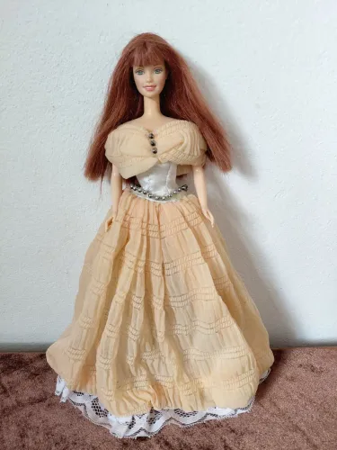 Barbie Pretty Flowers da Mattel