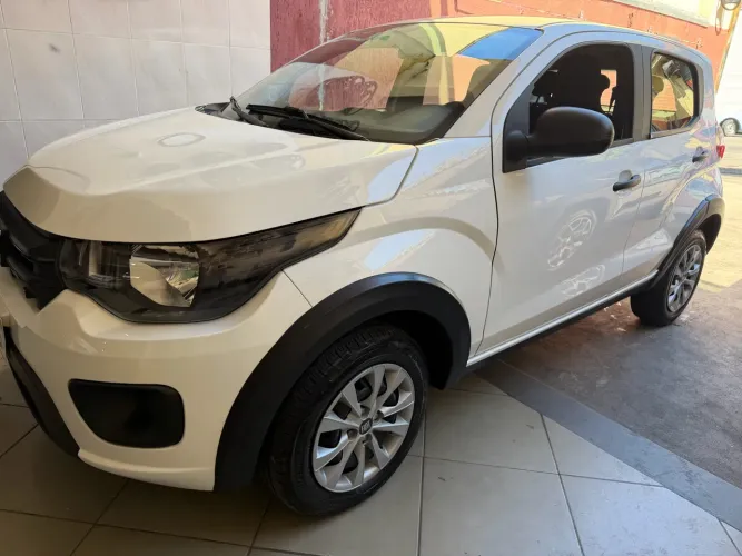 Fiat Mobi Like 1.0 Fire Flex 5P. 2024