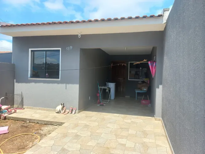 Vende-se casa