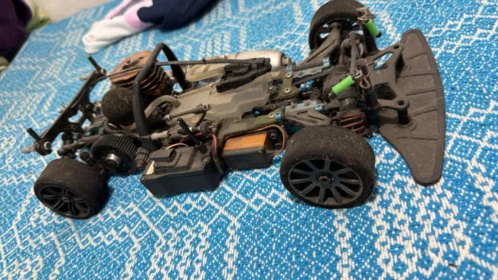 Automodelo a combustão 1/10 sherphed v10