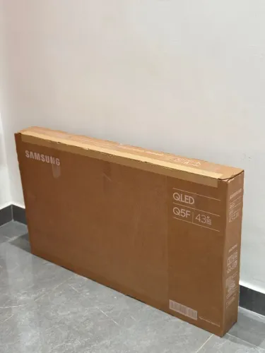 TV NOVA NA CAIXA SAMSUNG