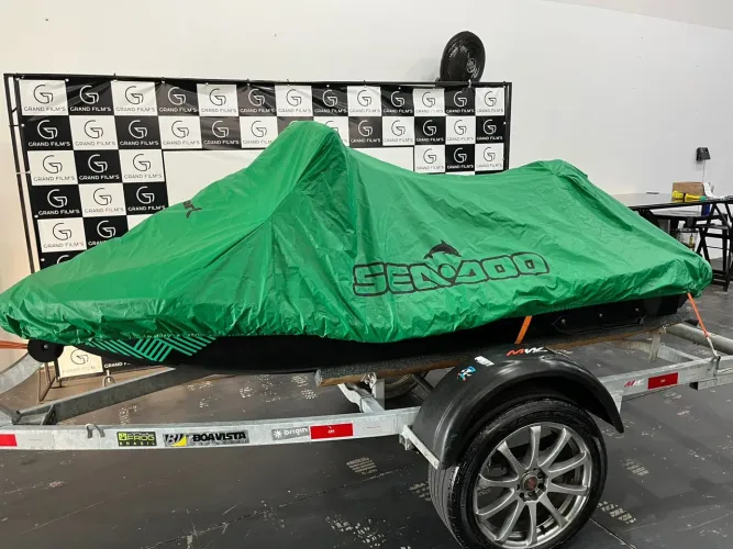 Jet ski spark Trixx 3 up