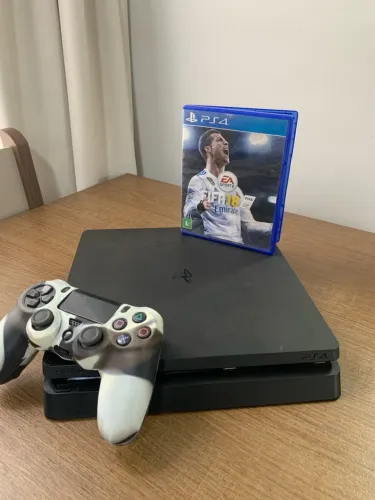 PS4 SLIM 1TB + Controle + FIFA 19