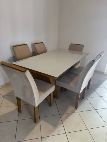 Mesa de jantar de 6 lugares
