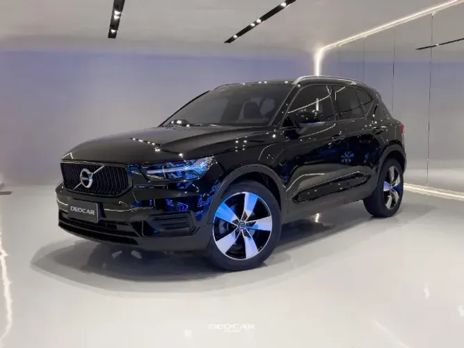 Volvo XC40 T-5 Momentum 2.0 252cv AWD 2020
