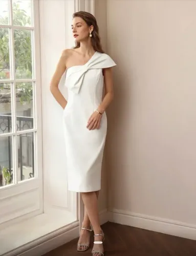 Vestido midi com ombro único