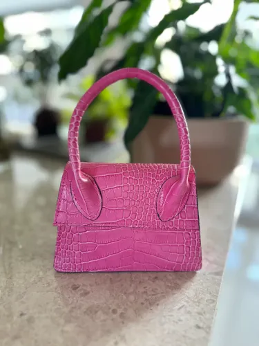 BOLSA ITALIANA EM COURO CROCO
