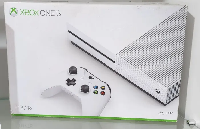Xbox one S 1TB 