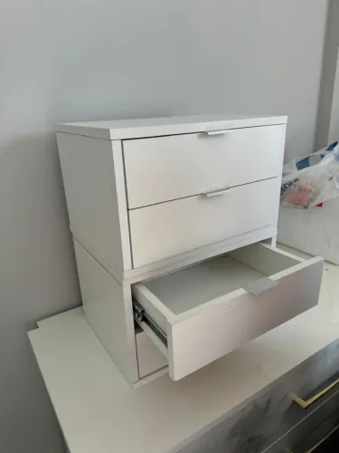 Mesa de cabeceira - nova
