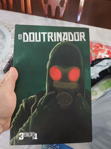 Doutrinador HQ 3 em 1 - Capa Dura