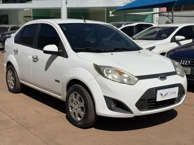 Ford Fiesta Sed. 1.6 8V Flex 4P 2013