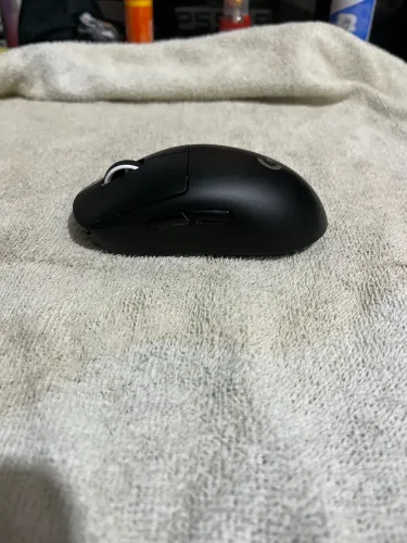 mouse logitech g pro x superlight 4 meses de uso somente !