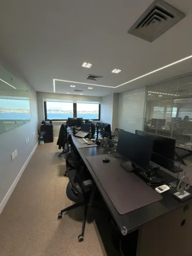 Sala/Conjunto para aluguel possui 93 metros quadrados em Centro - Rio de Janeiro - Rio de