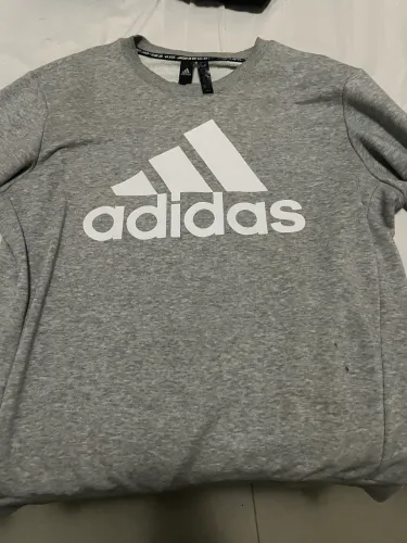 Vendo moletom adidas