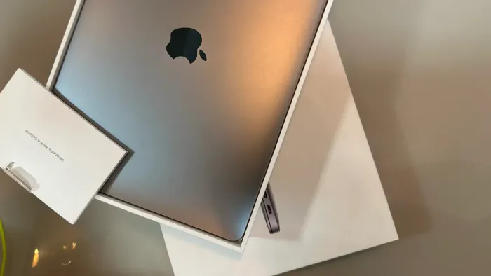 Macbook M1 na caixa - 256gb 8ram