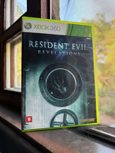 Resident Evil Revelations - Xbox 360 (Mídia Física Original Capcom)