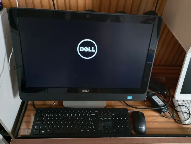 ALL in one Dell i5 12 GB de RAM