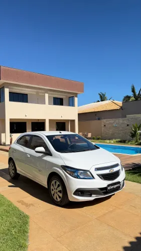Chevrolet Onix Hatch LT 1.4 8V Flex Power Mec. 4P 2016
