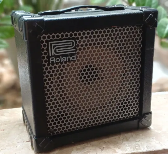 Cubo Roland com Efeitos