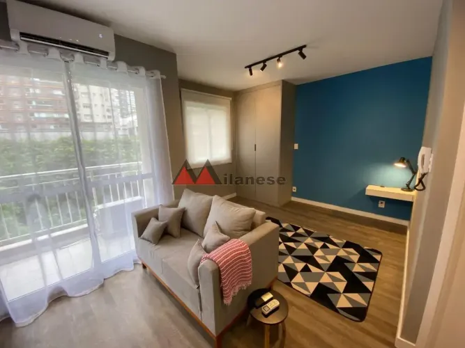 Lindo studio decorado - próximo metrô Ana Rosa