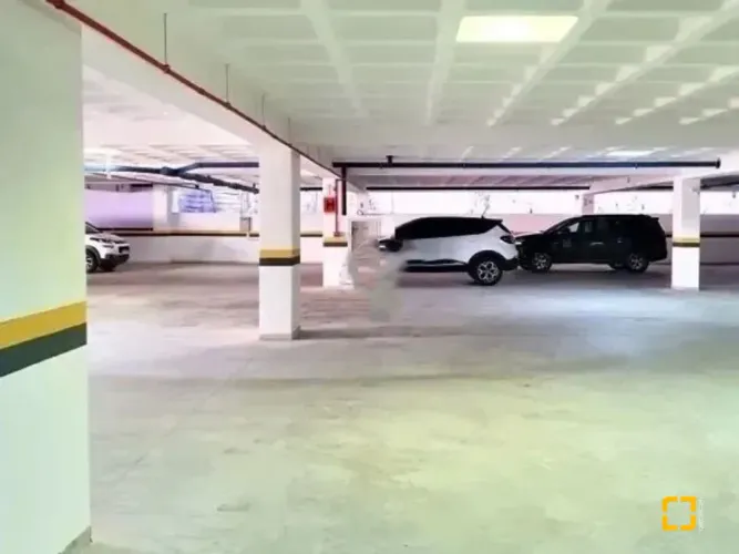 Vendo Salas Comerciais no Globo Tower no bairro Estreito - Florianópolis