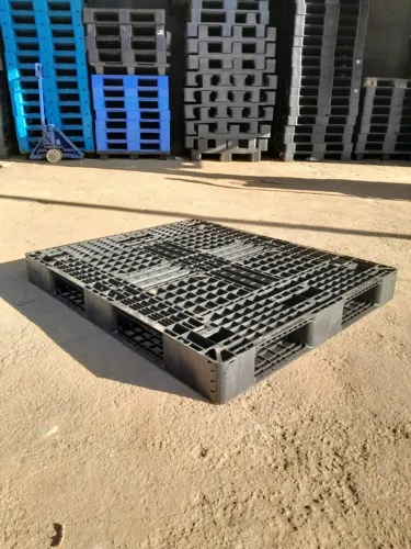 Pallet de Plástico 100x120x12 Seminovo