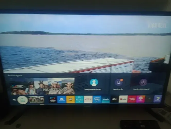 Tv Smartv 32 polegadas Samsung R$ 700