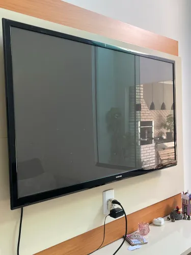 Televisão 51 polegadas