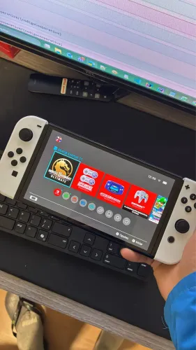 Nintendo Switch Oled - NOVO