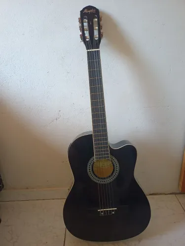 Vendo violão elétrico em perfeito estado, acompanha capa!
