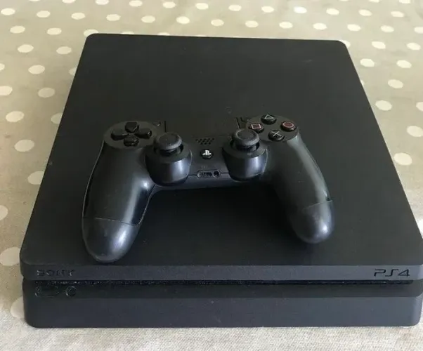 PlayStation 4 Slim