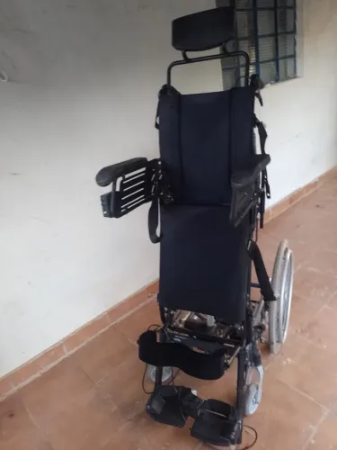 Cadeira de Elevação Seminova