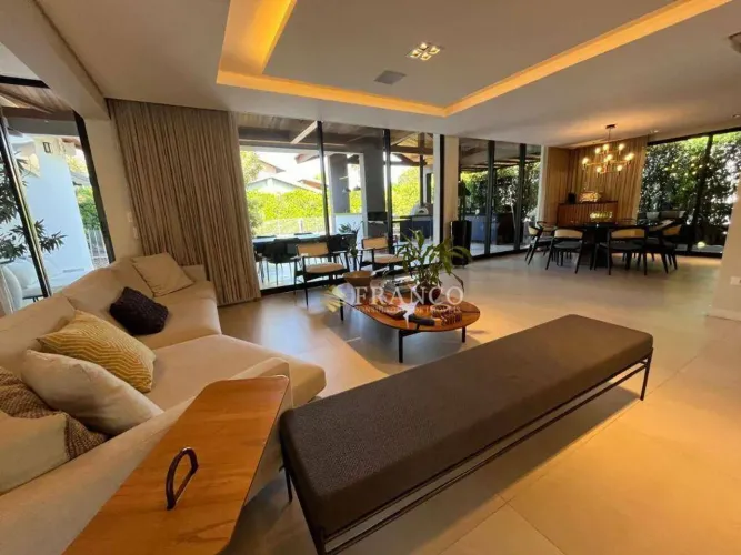 Casa com 4 dormitórios à venda, 450 m² - Condomínio Vale do Sol - Tremembé/SP