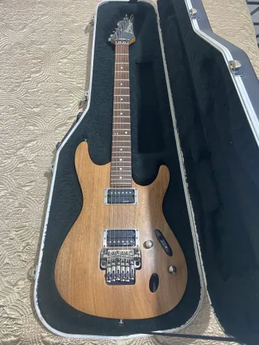 Guitarra Ibanez S320 Modificada