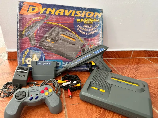 Vídeo Game Daynavision Daynacom com CX
