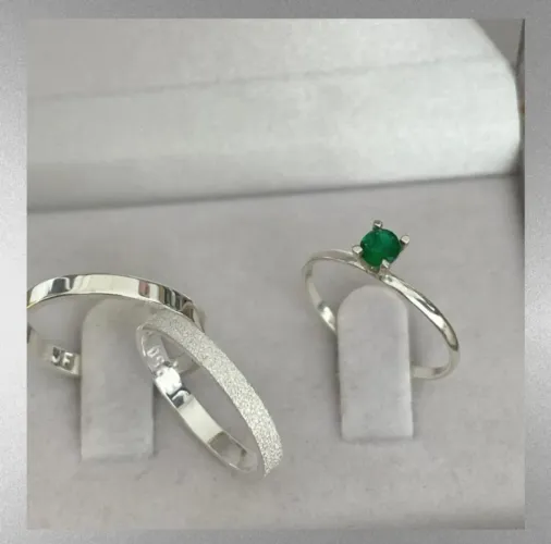 Par de Alianças Prata 925 Veneza 4mm + Anel Solitário. Compromisso, Namoro - Promoção!