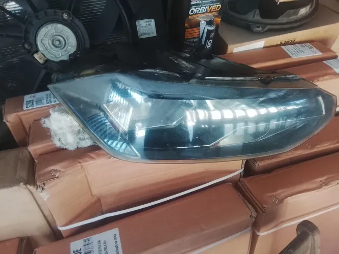 Farol L direto de polo 2019