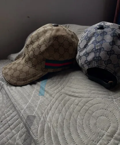 Boné gucci