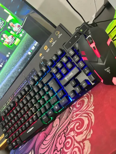 Teclado e mouse gamer novo 