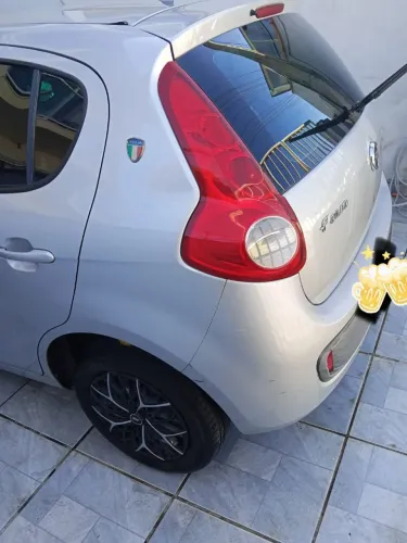 Fiat Palio Attractive 1.0 EVO Fire Flex 8V 5P 2013