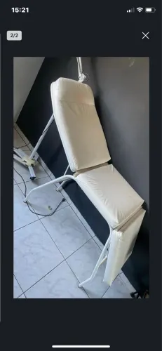 Vende se maca estética semi nova 