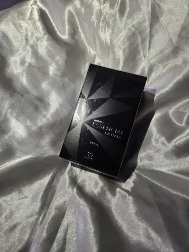 Essensial exclusivo